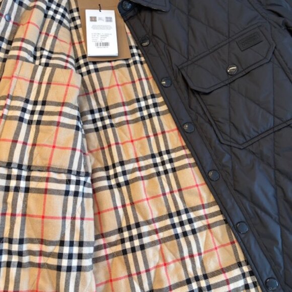 Burberry Men's reversable quiled jacket - Picture 3 of 10
